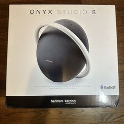 Harman Kardon Onyx Studio 8