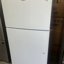 33” Wide White Freezer Top Refrigerator By Whirlpool, 21.3 Cu Ft Cpcty @ $400 Off Retail!