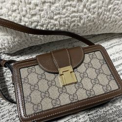 Gucci crossbody bag