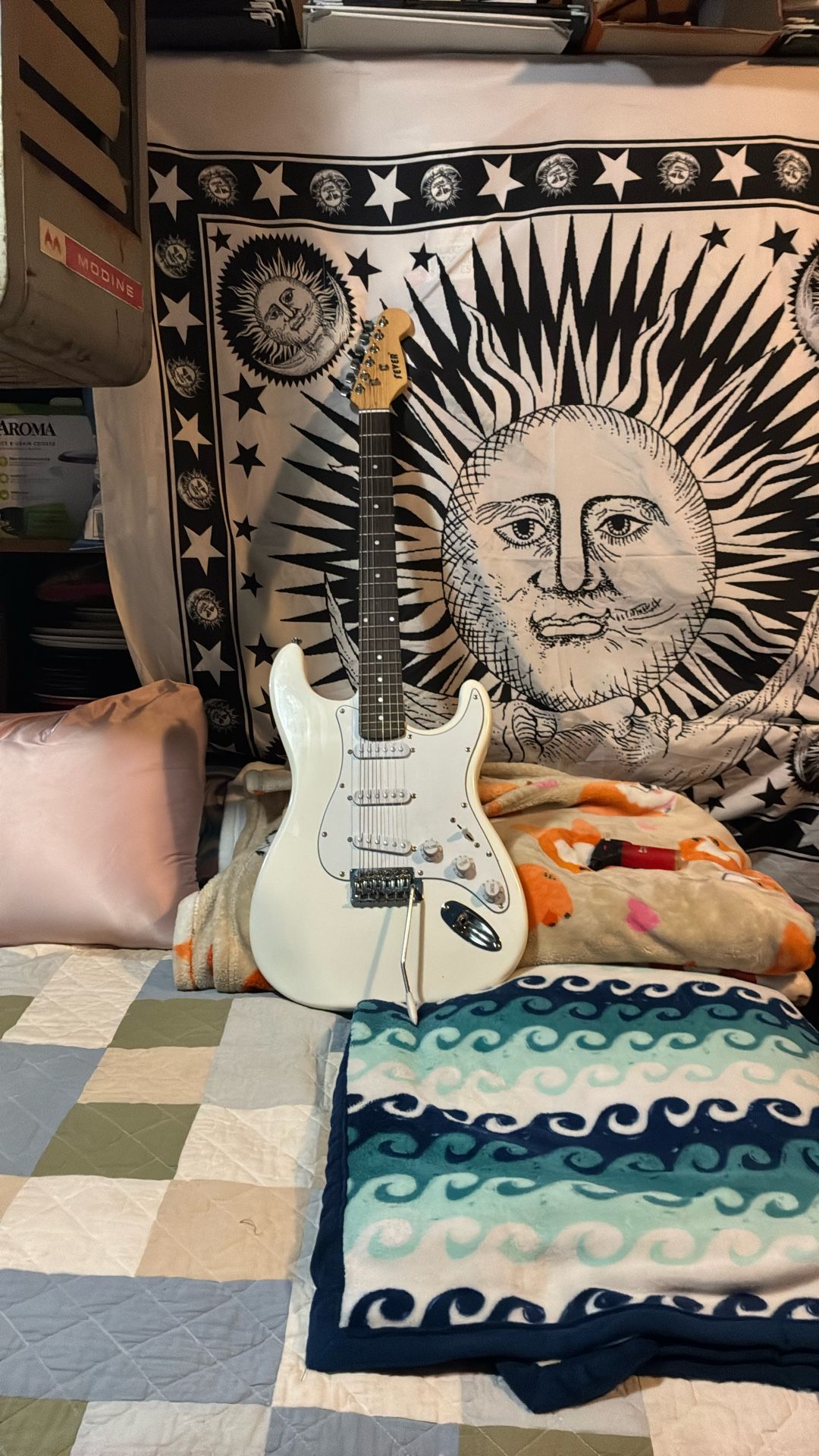 Fever Guitar With Amp