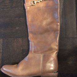 Coach boots size 8 1/2. Perfect condition