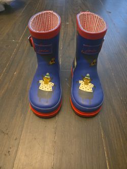 Size 5 Joules Kids Rain boots 