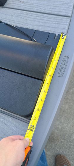 Fish tank lid