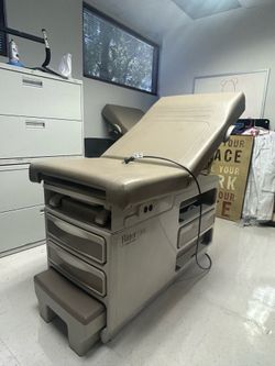 Midmark Ritter 204 Exam Table - Used, Good Condition