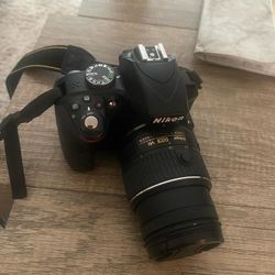 Nikon DS3300 with 18-55mm lens