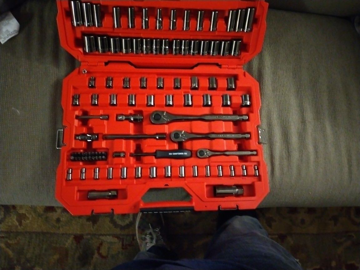 Craftsman Tool Set Gunmetal Chrome 121 Pc