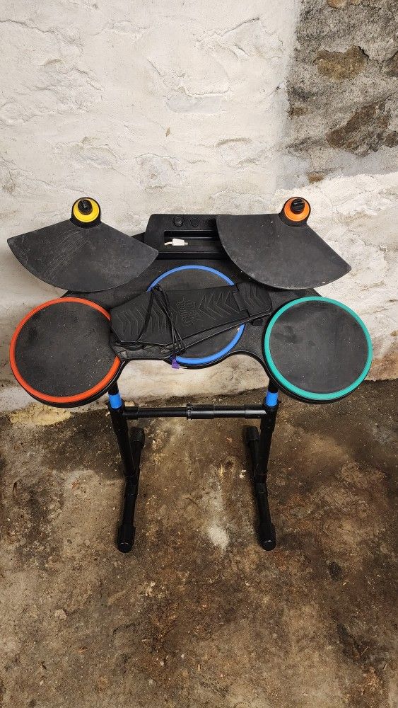 Guitar Hero Wii Drum Set w/ Pedal