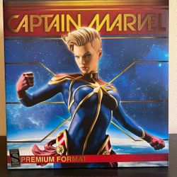 Sideshow Collectibles Captain Marvel Exclusive