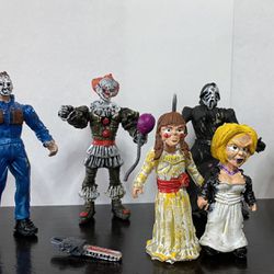 UNIQUE Michael Myers (Halloween)/Pennywise IT/Ghostface (Scream)/Saw