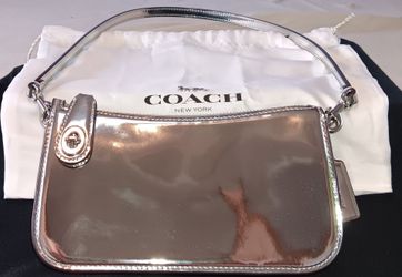 COACH   METALLIC  CLUTCH  PURSE
