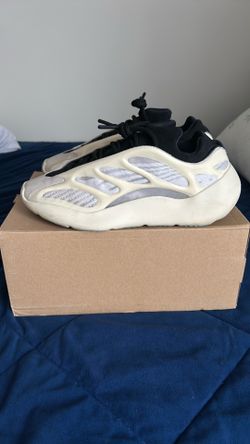 Yeezy 700