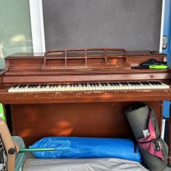Free piano.  Has Flaws