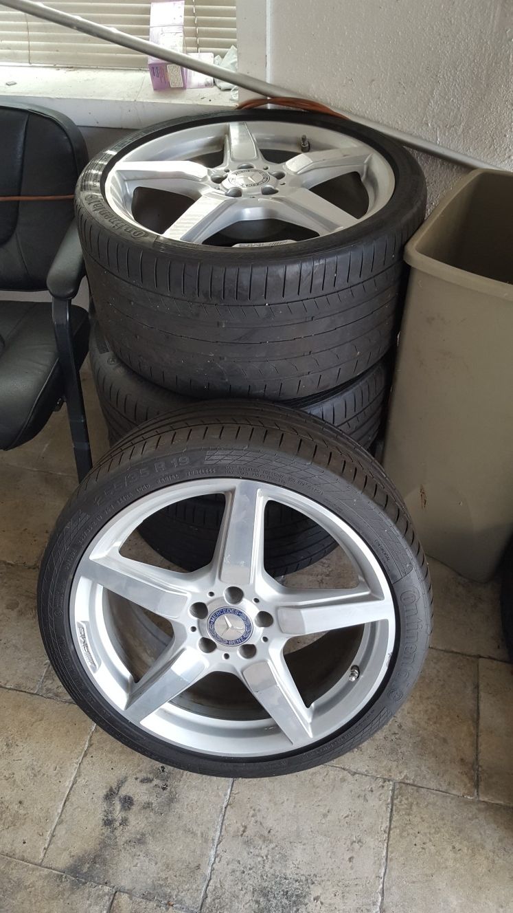 Original AMG Wheels and tires for Mercedes-Benz CLS 500