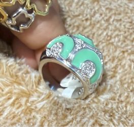 Women’s rings