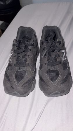 New balance 9060 size 1.5