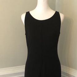 Sleeveless, Floor length Dress, Solid Black with Scoop Neck Front + V Shaped Back (size 6)