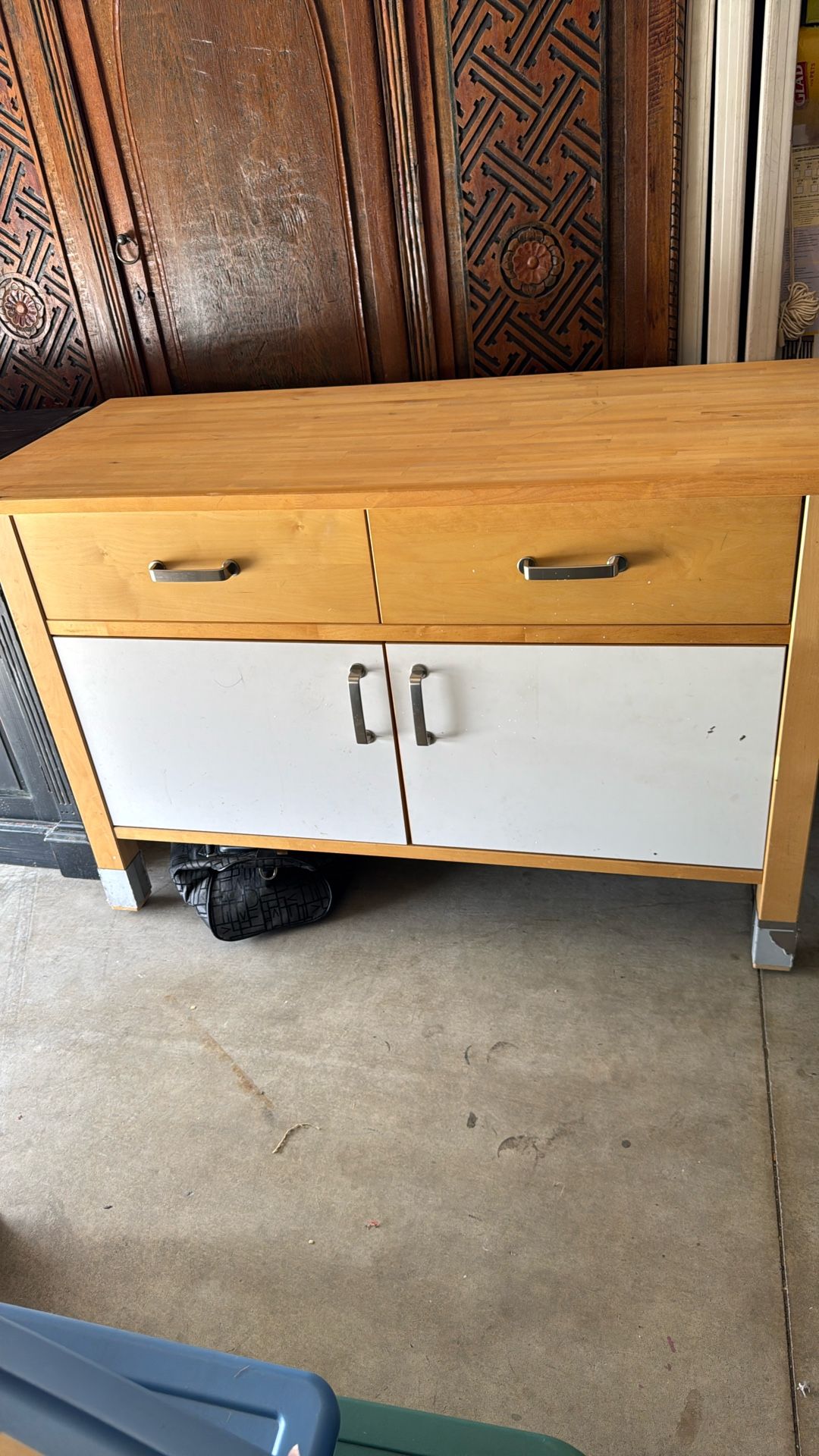 Bufete Furniture
