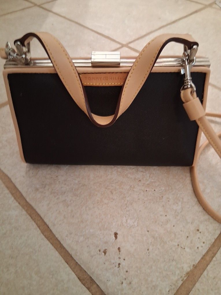 Tommy Hilfiger Tan & Black Purse
