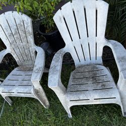 Plastic Lawn Chairs