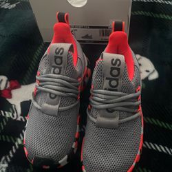 Adidas Kids Size 12k $11.00