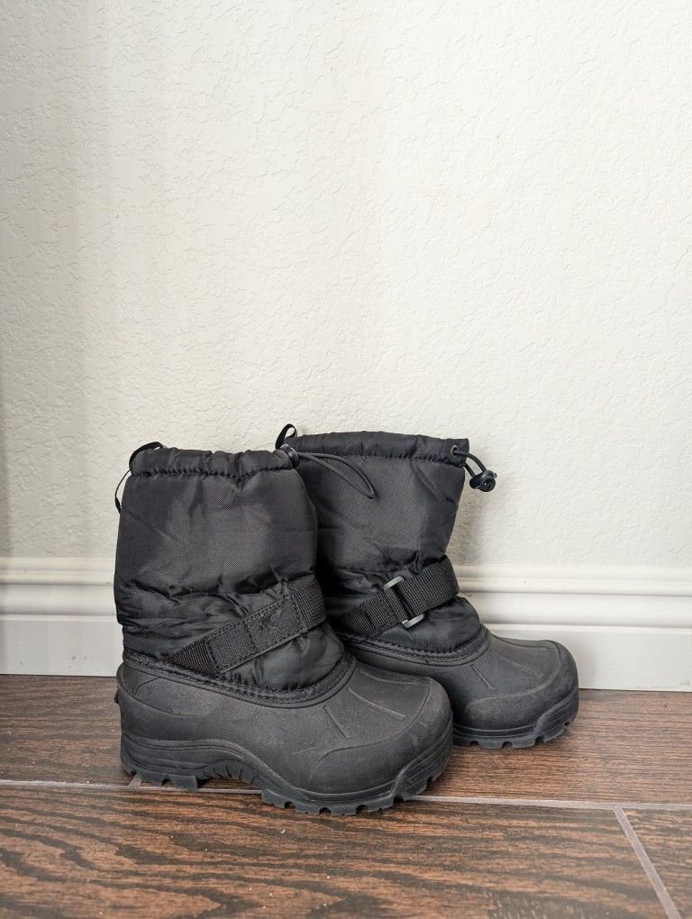 Kids Size 1 Snow Boots