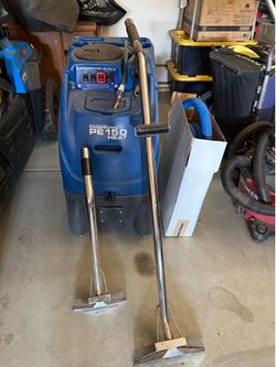Professional carpet extractor