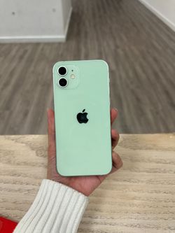 💣 BLACK FRIDAY SALE -  iPhone 12 Under $200?! Just $1 Down Today to take it home – Save 70% with Warranty Included 📦