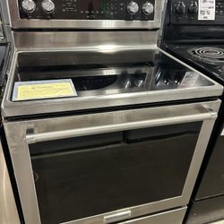 Kitchen Aid Open Box New Glasstop Range