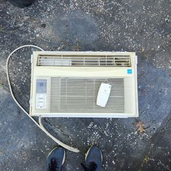 Sharp Window Air Conditioner 