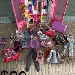 Barbie Closet And Accessories 