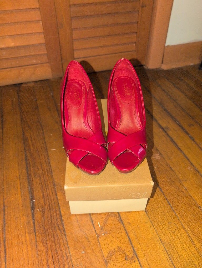 Red Shoes  (Heels )