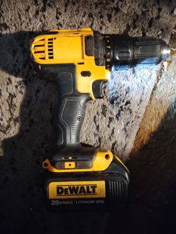 DeWalt 20v Max drill with battery