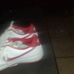 Red air nike air force size 10