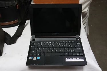 Acer eMachines EM350 netbook
