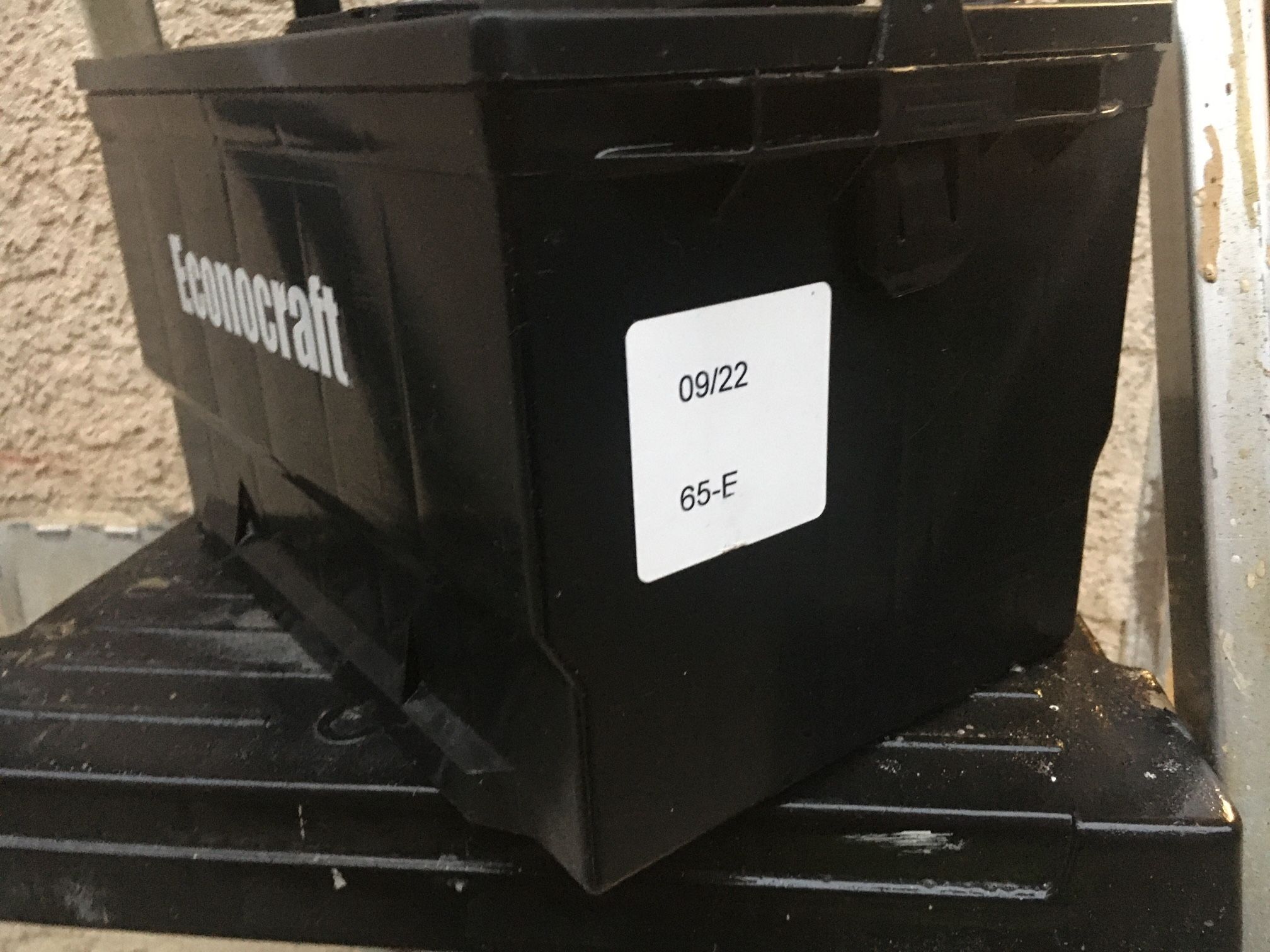Econocraft Car Battery for Sale in Bakersfield, CA OfferUp