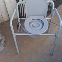 ***NEW Drive  PORTIBLE POTTY TOILET 