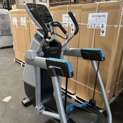 HAMMER STRENGTH SELECT ROW!! READY FOR PICKUP OR DELIVERY!!