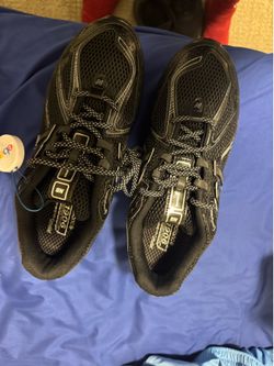 Men’s New Balance 1906r size 8