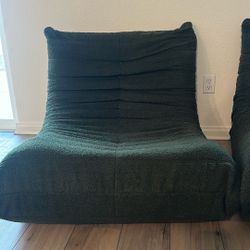 "Togo" style lounge chair (2) 