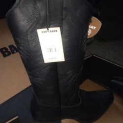 ARIAT Woman's Black  Western Boots 