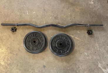 Golds gym plates and easy curl bar 60 lbs