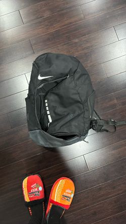 nike elite bag (with all zippers