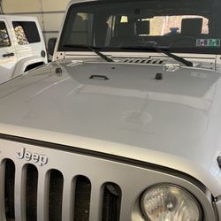 Jeep jk hood