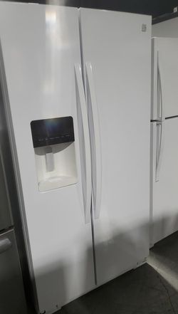 Kenmore Side By Side White Refrigerator
