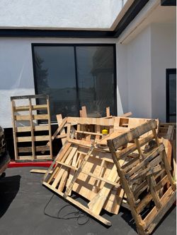 Free Wood Pallets