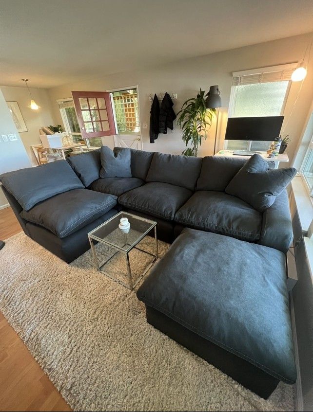 Cloud Sectional