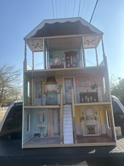 Doll House