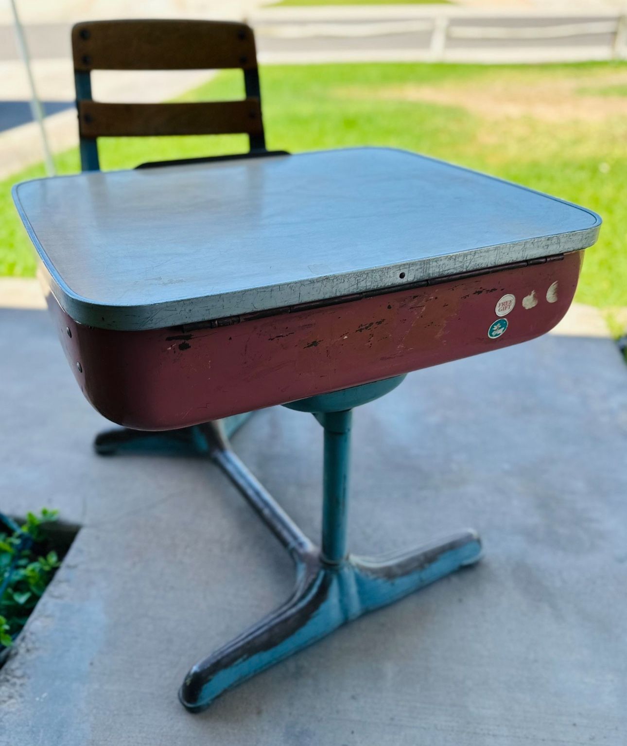 Vintage 1940s Desk