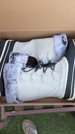 Khombu boots women size 8
