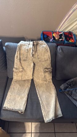 Women’s cargo jeans